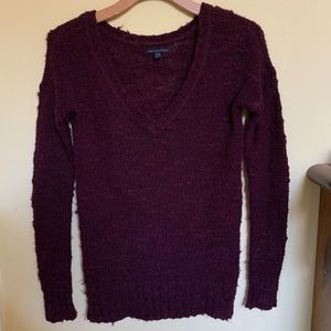 American Eagle Sweater in Burgundy